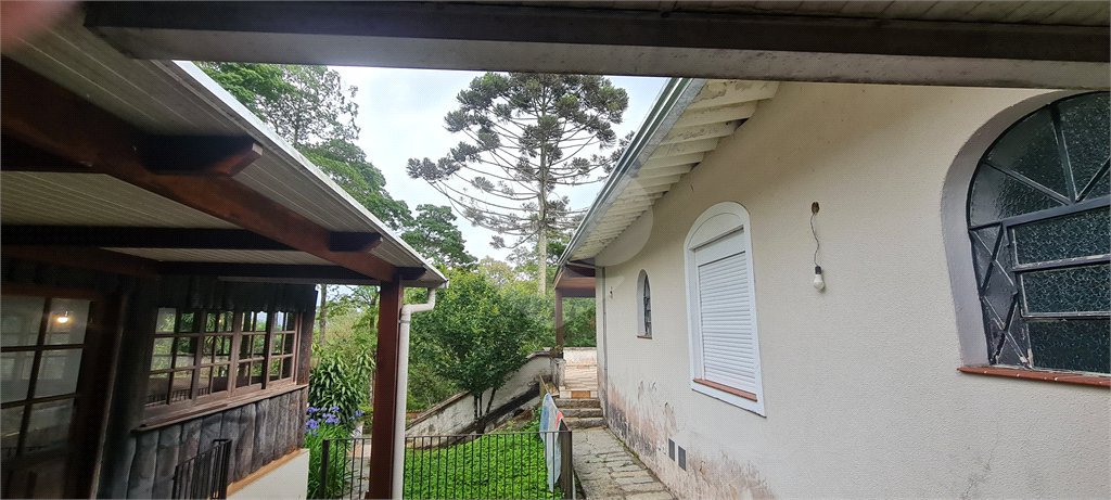 Casa à venda com 4 suítes no condomínio Jardim da Montanha I, Mairiporã - SP