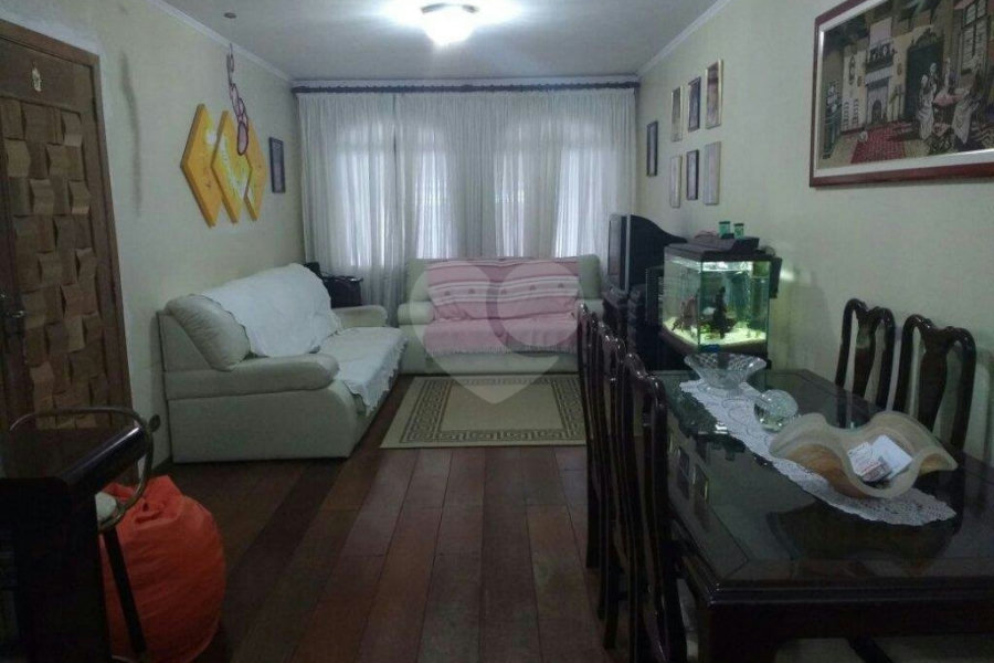 Sobrado à venda com 3 quartos, sendo 1 suíte, em Vila Mazzei, São Paulo, SP