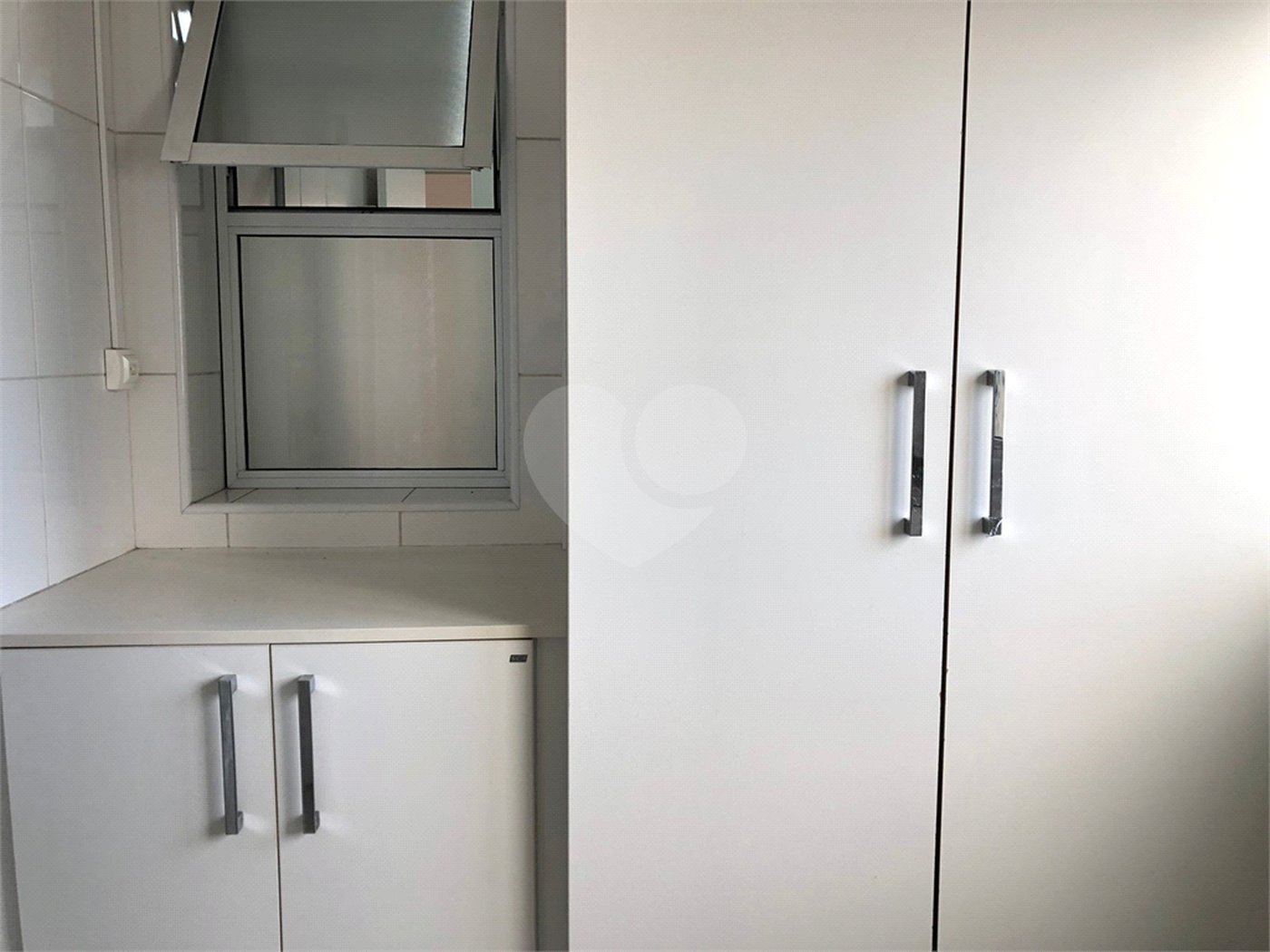 Apartamento à venda com 4 quartos, sendo 2 suítes,  em Jardim Armênia, Mogi das Cruzes, SP