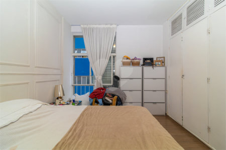 Apartamento à venda com 4 quartos, sendo 1 suíte,  em Higienópolis, São Paulo, SP