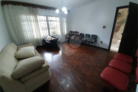 Casa à venda com 3 quartos, sendo 2 suítes, em Jardim São Paulo(zona Norte), São Paulo, SP