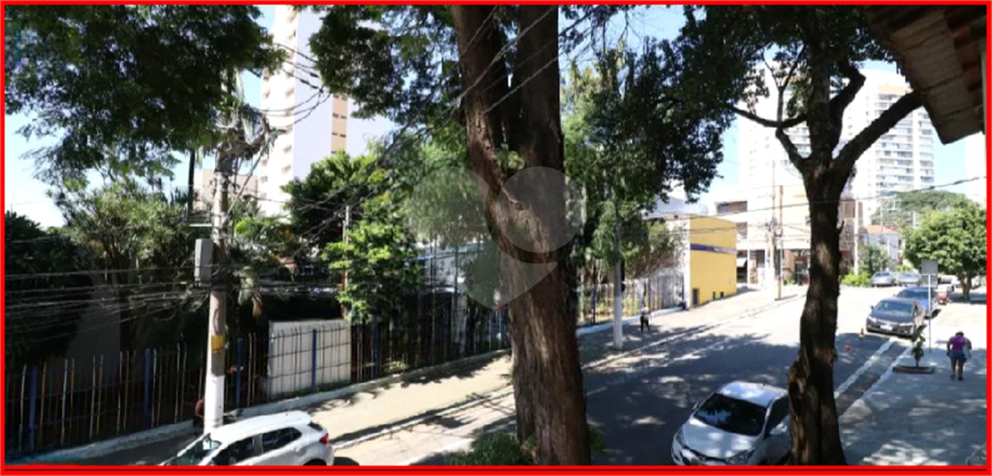 Sobrado à venda com 2 quartos, sendo 1 suíte,  em Água Branca, São Paulo, SP