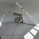 Casa à venda com 4 quartos, sendo 2 suítes, no condomínio Flamboyant, Atibaia - SP