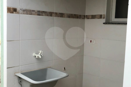 Casa Térrea à venda com 3 quartos, sendo 1 suíte,  no Centro, Bom Jesus dos Perdões, SP