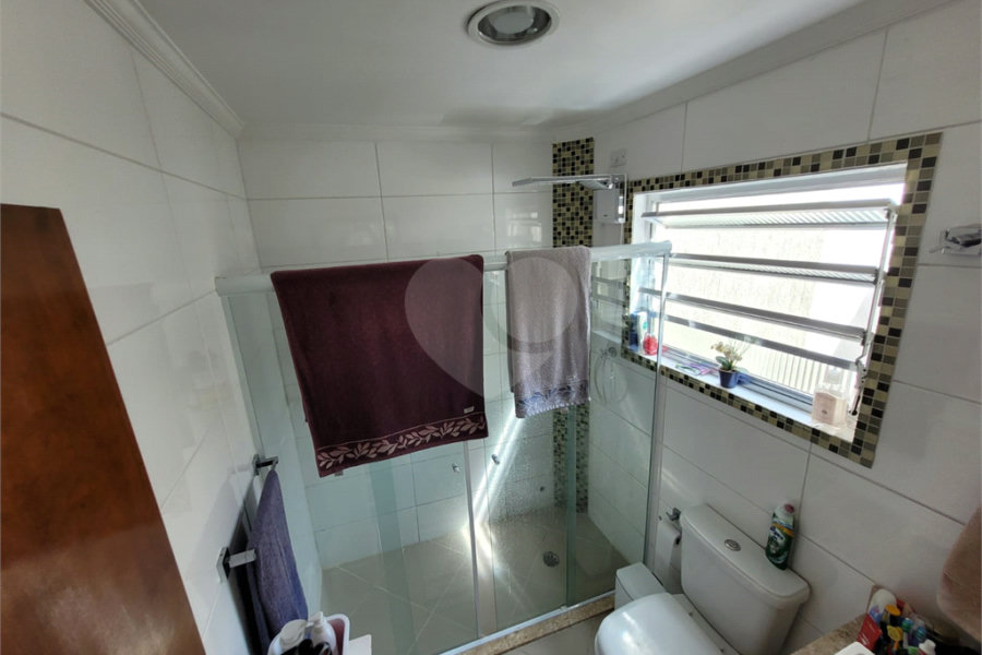 Sobrado à venda com 2 quartos em Vila Nivi, São Paulo, SP