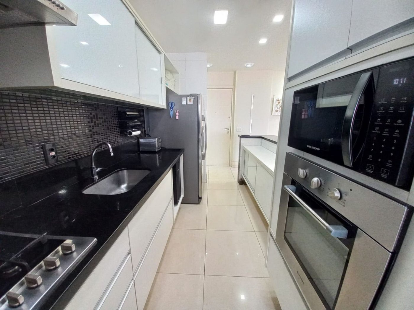 Apartamento com 2 dormitórios à venda, 99 m² por R$ 1.650.000,00 - Gonzaga - Santos/SP