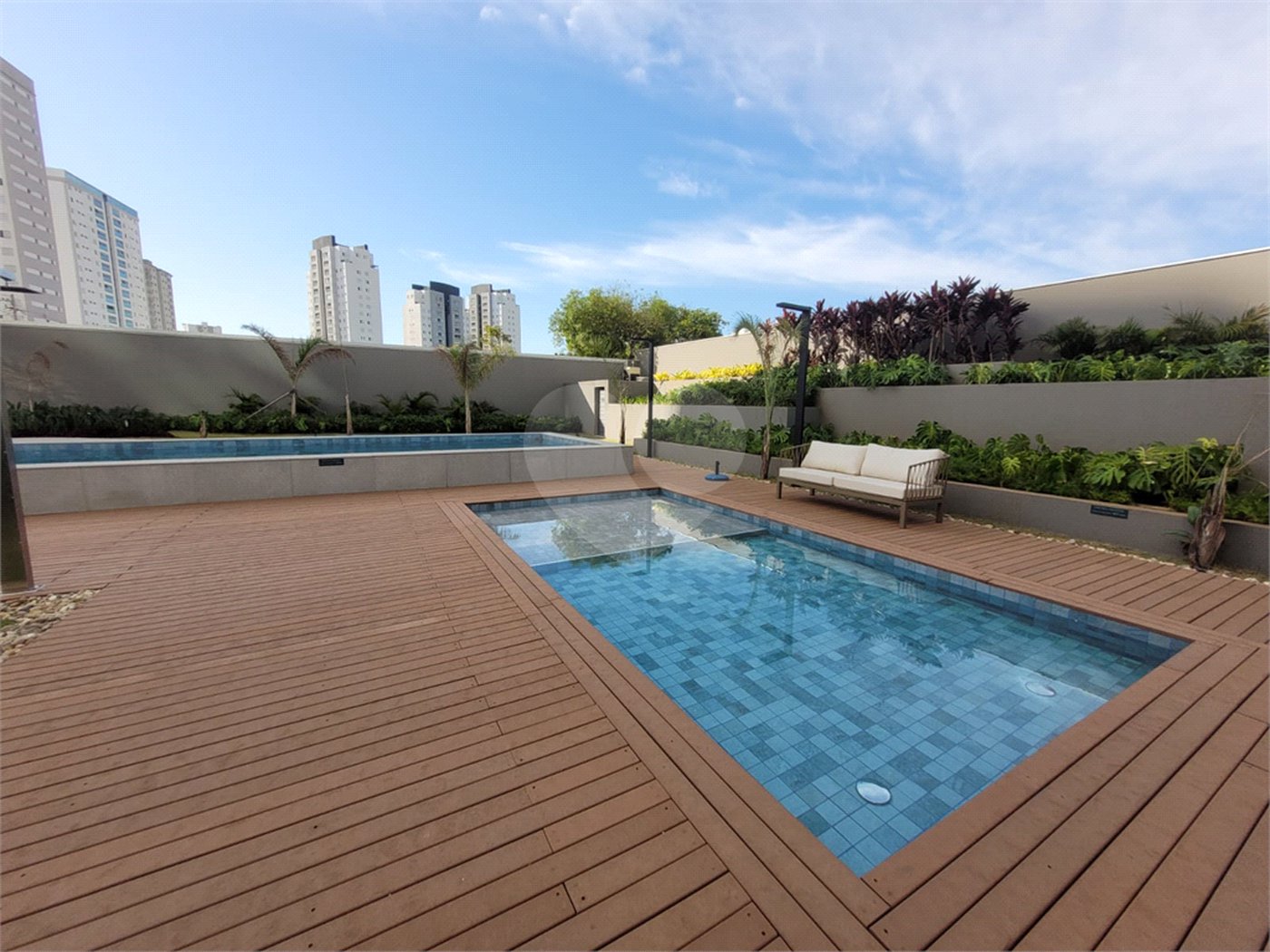 Apartamento à venda com 3 quartos, sendo 1 suíte,  em Parque Campolim, Sorocaba, SP