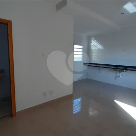 Casa à venda com 2 quartos no condomínio Residencial Luta, São Paulo - SP