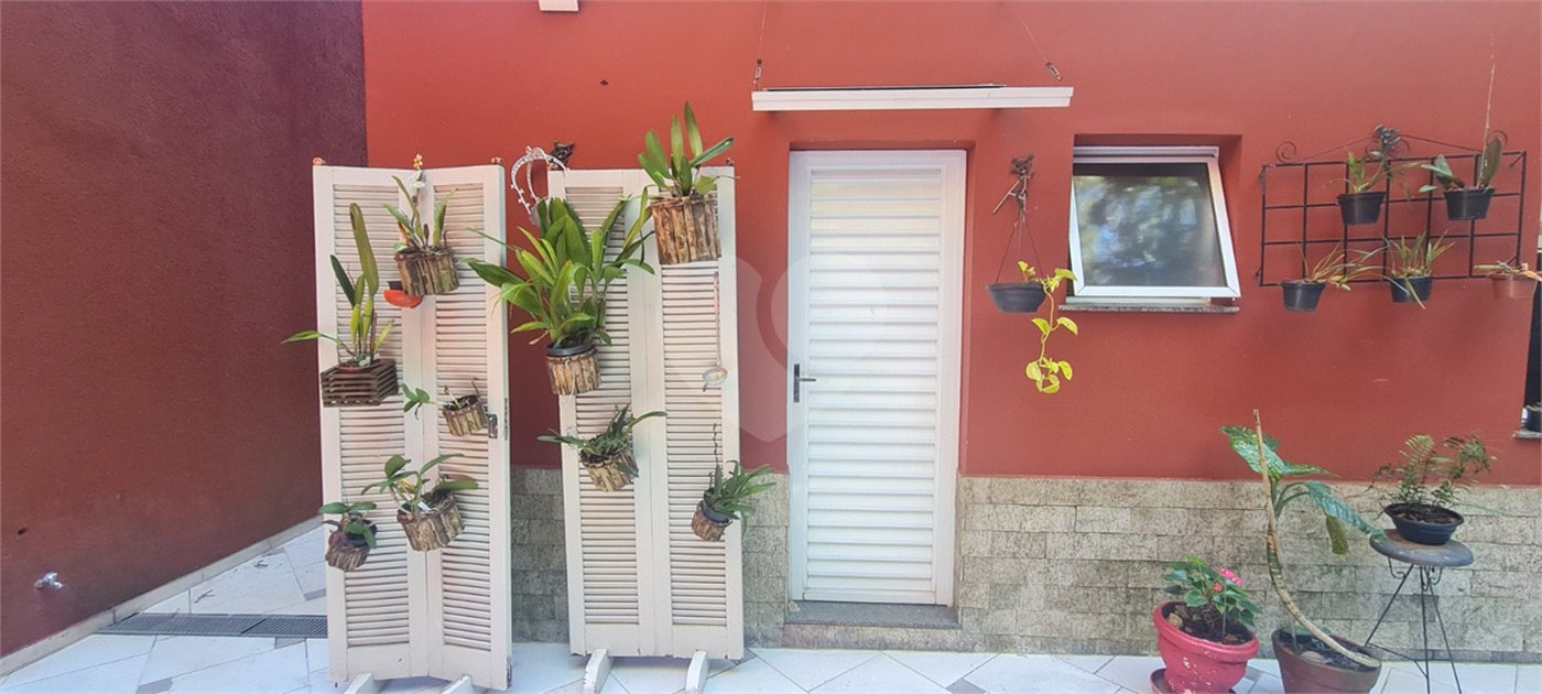 Casa à venda com 3 suítes no condomínio Parque Imperial da Cantareira, Mairiporã - SP