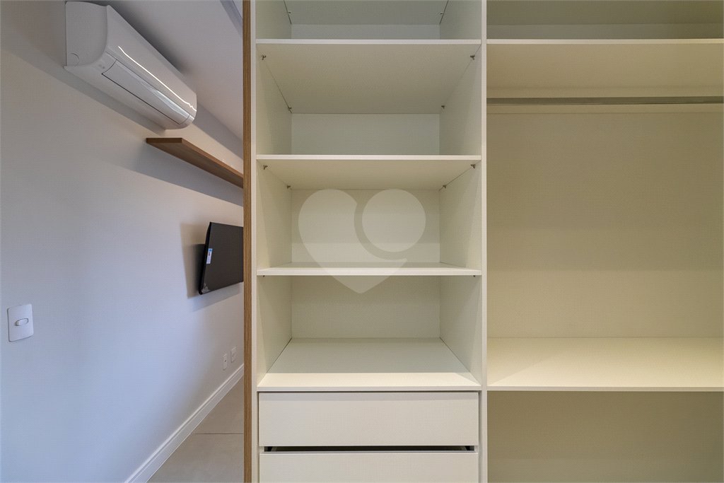 Apartamento à venda com 1 quarto em Vila Cordeiro, São Paulo, SP