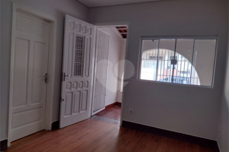 Casa Térrea à venda com 2 quartos no Centro, São Carlos, SP