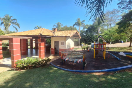 Casa à venda com 3 quartos, sendo 1 suíte, no condomínio Golden Park Residence, Sorocaba - SP