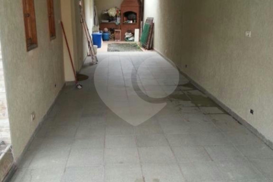 Sobrado à venda com 3 quartos, sendo 1 suíte, em Vila Nova Cachoeirinha, São Paulo, SP