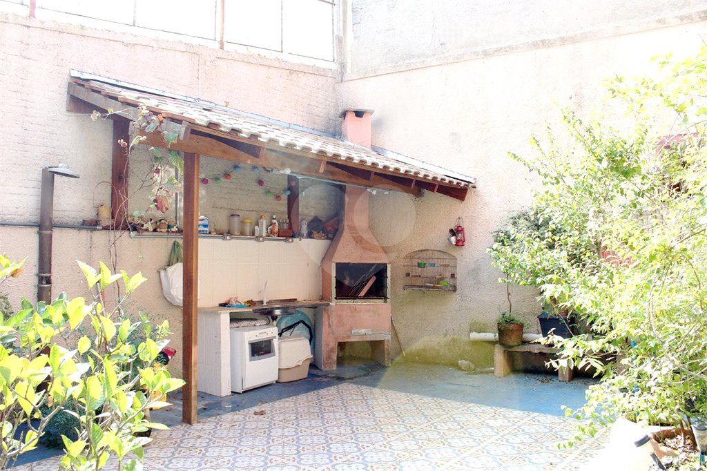 Casa à venda com 4 quartos, sendo 2 suítes, em Jardim Leonor, São Paulo, SP