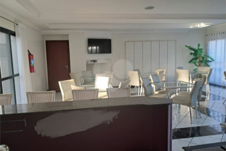 Apartamento à venda com 3 quartos, sendo 1 suíte, em Nova Petrópolis, São Bernardo do Campo, SP