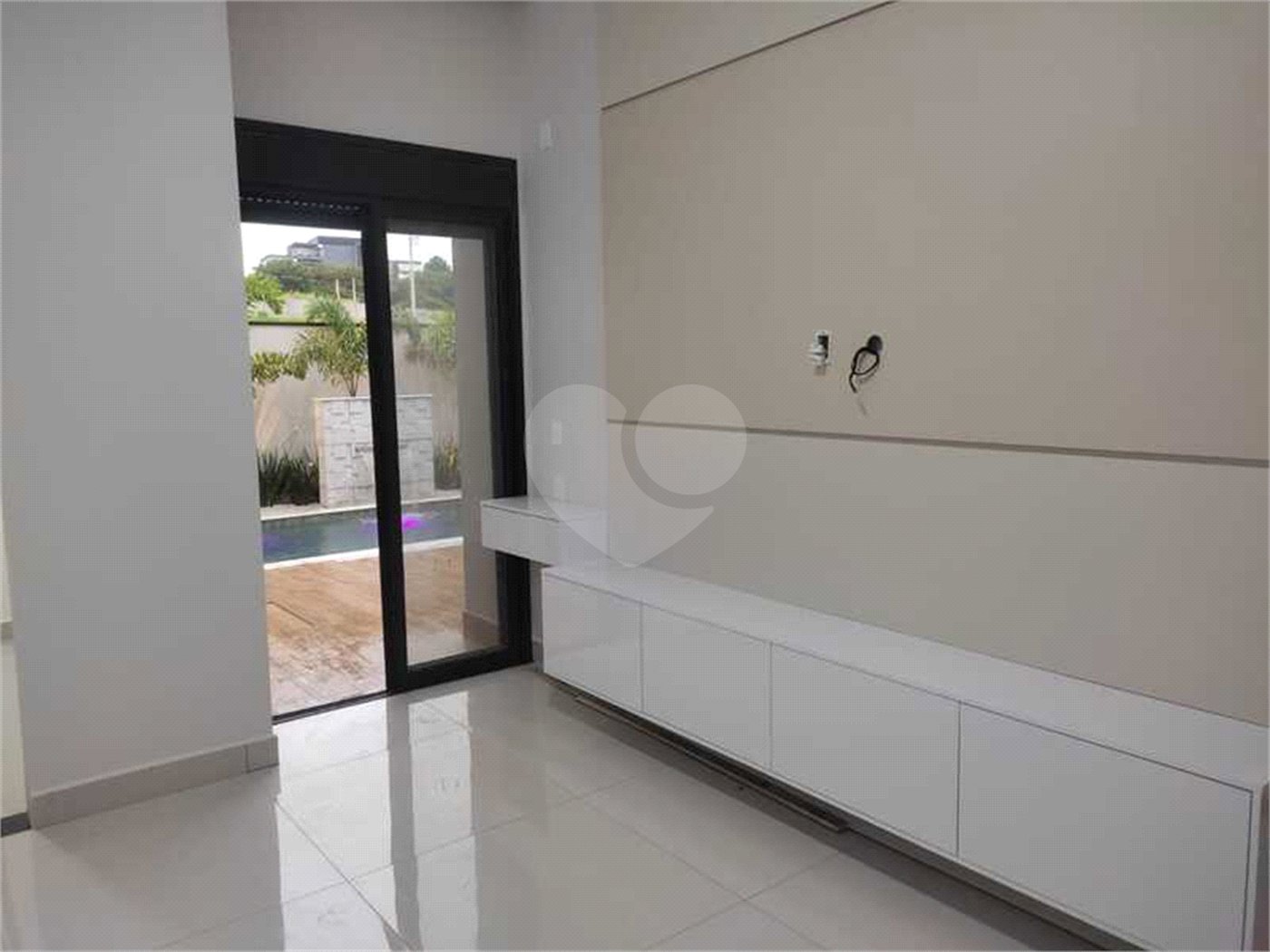 Casa à venda com 3 suítes no condomínio Jardim Residencial London Park, Indaiatuba - SP