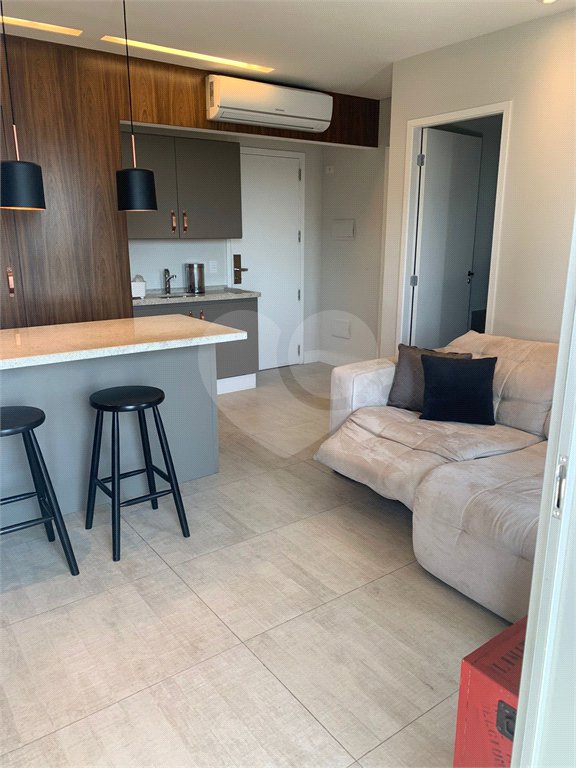 Apartamento para alugar com 2 suítes em Pinheiros, São Paulo, SP