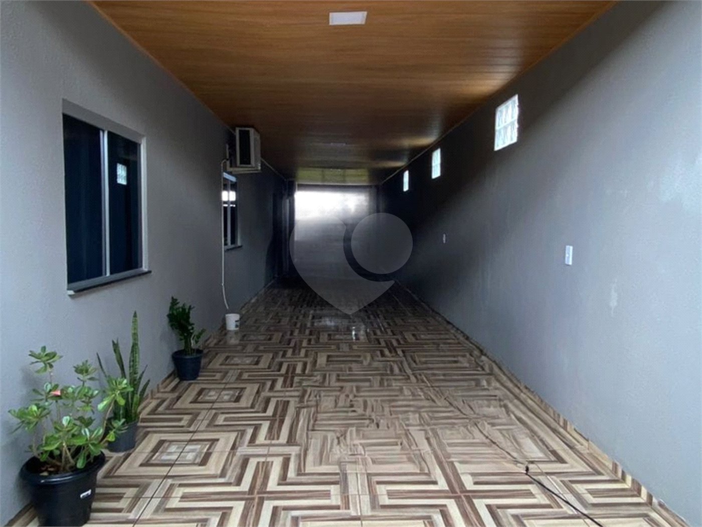 Casa à venda com 3 quartos, sendo 1 suíte, em Jardim Ibirapuera, Ponta Porã, MS