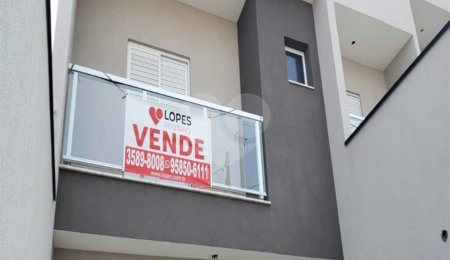 Sobrado à venda com 3 quartos, sendo 1 suíte,  em Vila Romero, São Paulo, SP
