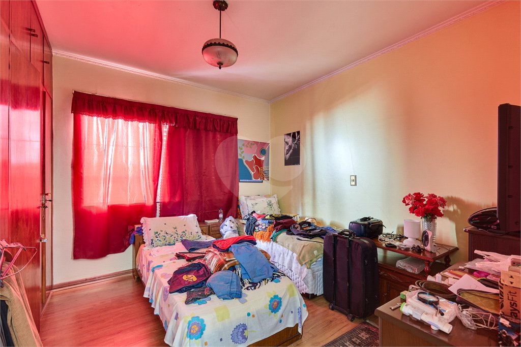 Casa de Vila à venda com 4 quartos, sendo 3 suítes,  em Alto da Boa Vista, São Paulo, SP