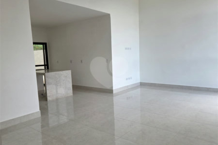 Casa à venda com 4 suítes em Loteamento Residencial Boa Vista, Atibaia, SP