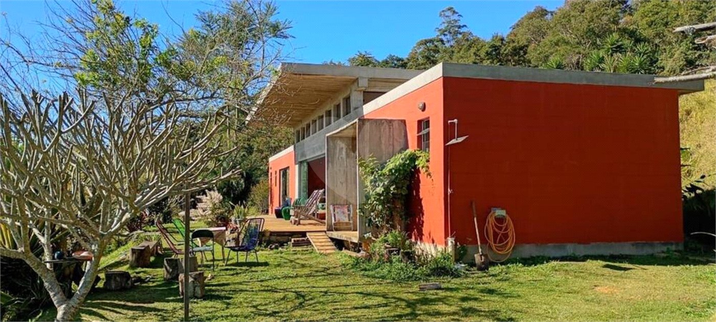 Chácara à venda com 2 suítes em Boa Vista, Piracaia, SP