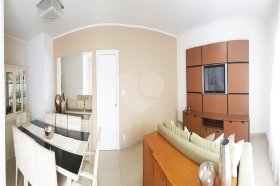 Casa Térrea à venda com 3 quartos, sendo 2 suítes,  em Vila Galvão, Guarulhos, SP