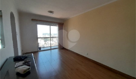 Apartamento à venda com 2 quartos em Vila Romano, São Paulo, SP