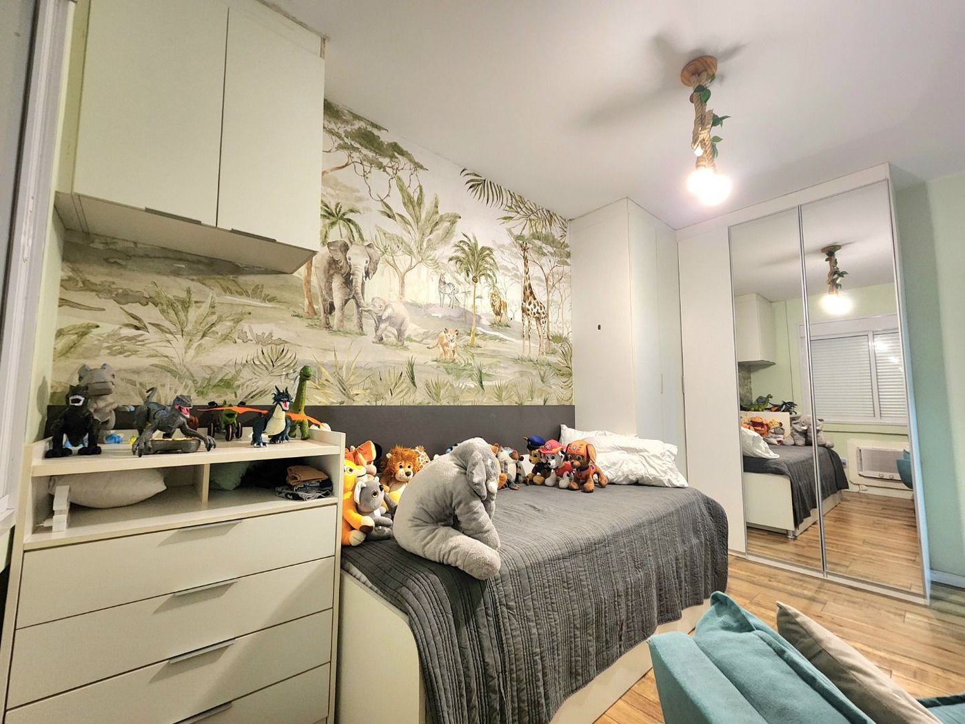Apartamento com 2 dormitórios à venda, 92 m² por R$ 650.000,00 - Boa Vista - São Vicente/SP