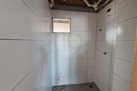 Casa à venda com 2 quartos no condomínio Ângelo Calandrino, São Paulo - SP