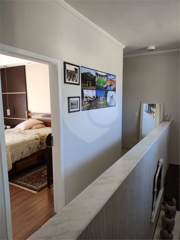 Casa à venda com 3 quartos, sendo 1 suíte,  no condomínio Residencial Jardim das Palmeiras, Vinhedo - SP