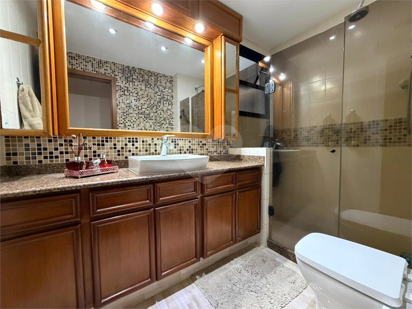 Apartamento à venda com 3 quartos, sendo 1 suíte, em Vila Isabel, Rio de Janeiro, RJ