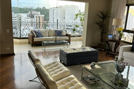 Apartamento à venda com 4 suítes em Real Parque, São Paulo, SP