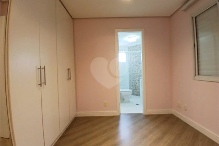 Apartamento à venda com 3 suítes em Santa Teresinha, São Paulo, SP
