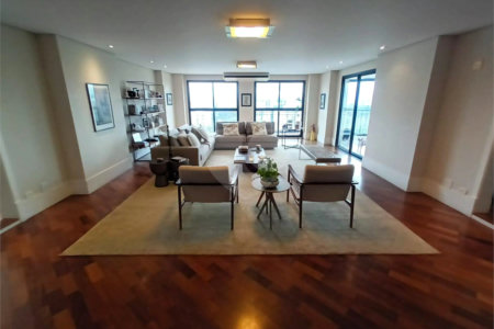Apartamento à venda com 4 suítes em Santo Amaro, São Paulo, SP