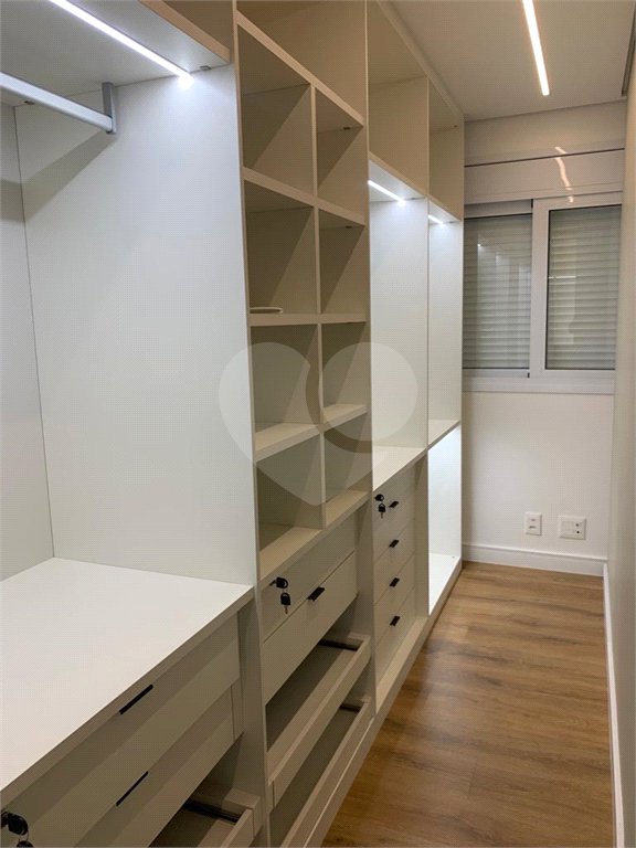 Apartamento à venda com 3 suítes em Indianópolis, São Paulo, SP