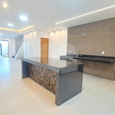 Duplex à venda com 3 quartos, sendo 1 suíte, em Tabapiri, Porto Seguro, BA
