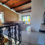 Casa à venda com 3 quartos, sendo 1 suíte,  em Recreio Maristela, Atibaia, SP