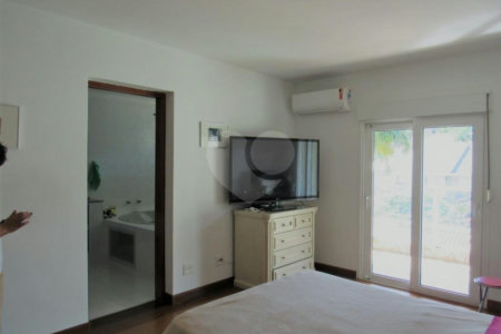 Casa à venda com 4 suítes em Alto da Boa Vista, São Paulo, SP