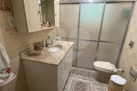 Sobrado à venda com 5 quartos, sendo 1 suíte,  em Vila Gustavo, São Paulo, SP