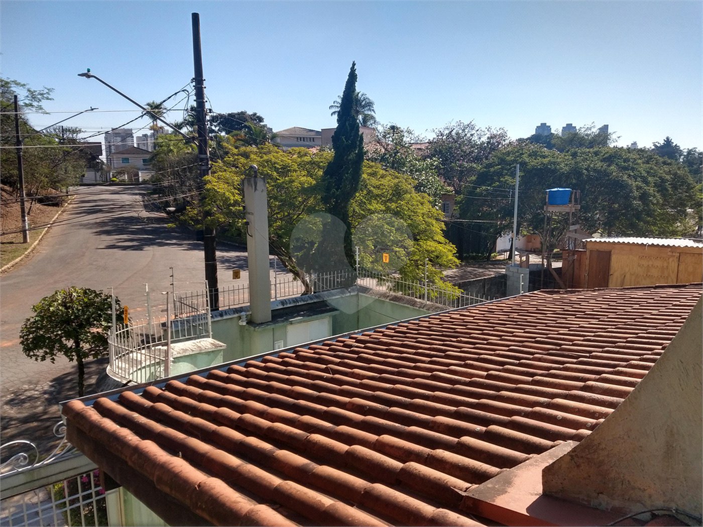 Sobrado à venda com 4 quartos, sendo 1 suíte,  em Parque dos Príncipes, São Paulo, SP