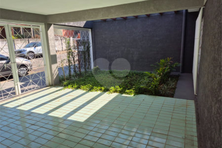 Casa à venda com 3 quartos, sendo 1 suíte, em Vila Salles, Atibaia, SP