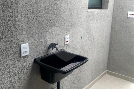 Casa Térrea à venda com 2 suítes em Jardim Santo Antônio, Atibaia, SP