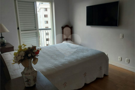 Apartamento à venda com 3 quartos, sendo 2 suítes,  em Cidade São Francisco, São Paulo, SP