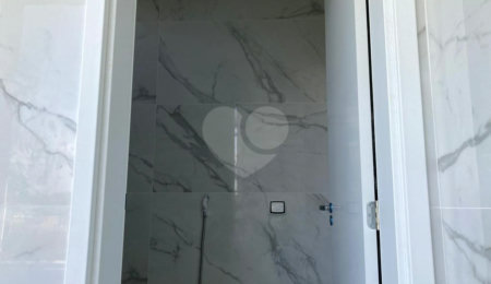 Casa à venda com 3 quartos, sendo 1 suíte,  no condomínio Monterey Ville, Mogi das Cruzes - SP