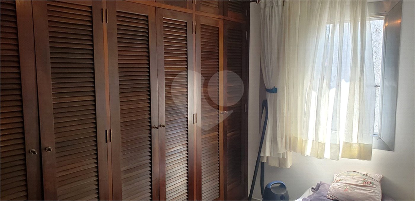 Casa à venda com 3 quartos, sendo 2 suítes,  em Parque Jabaquara, São Paulo, SP
