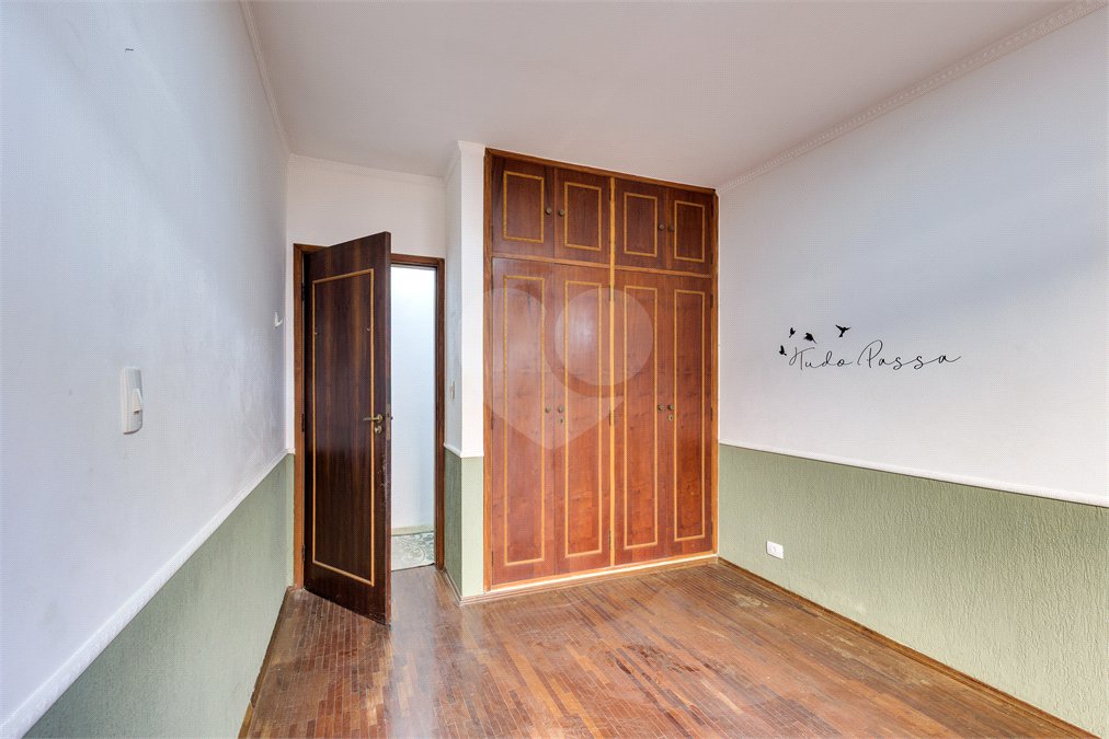 Casa à venda com 4 quartos, sendo 2 suítes, em City Campo Grande, São Paulo, SP