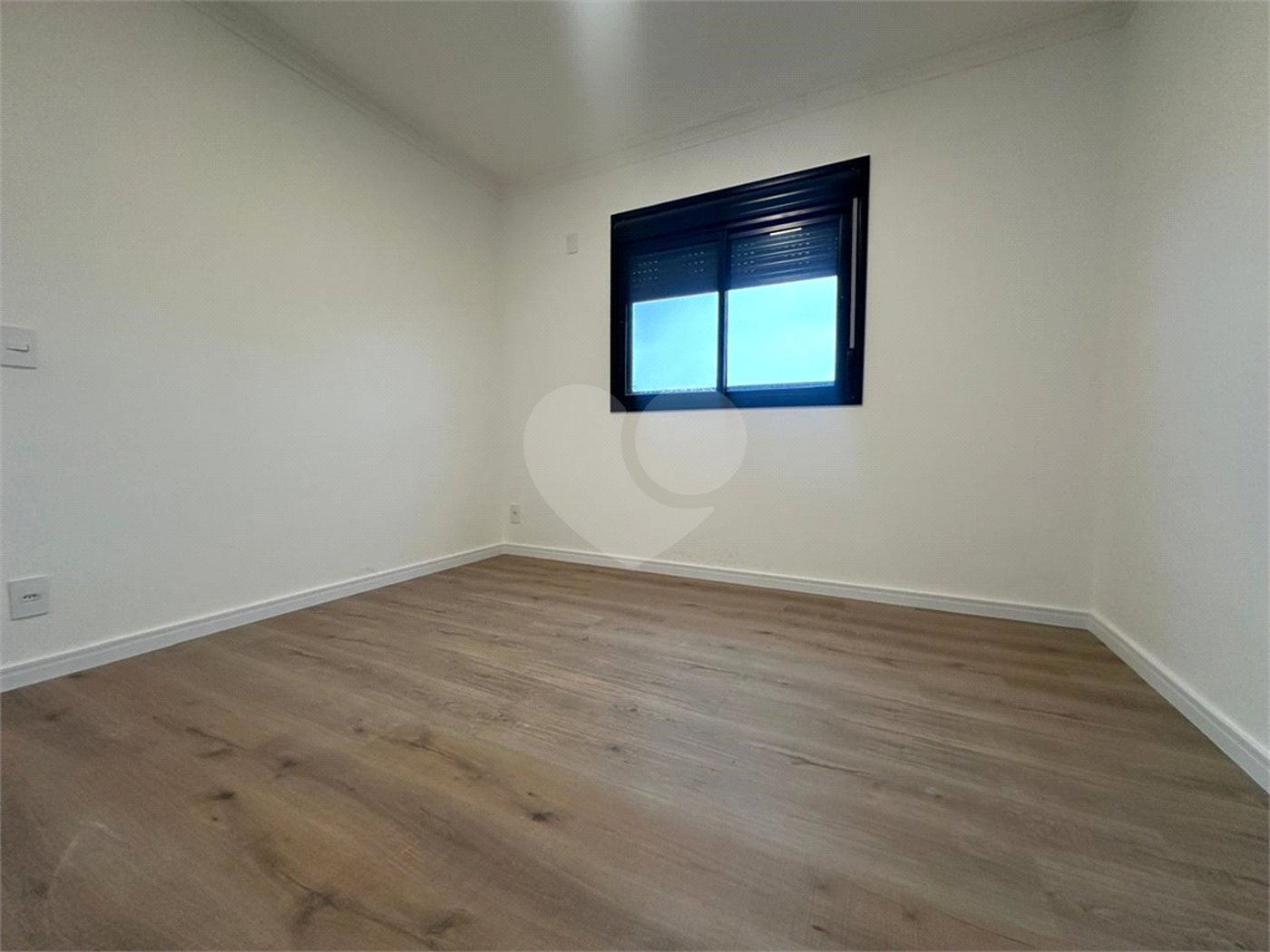 Apartamento à venda com 3 quartos, sendo 1 suíte,  em Chora Menino, São Paulo, SP
