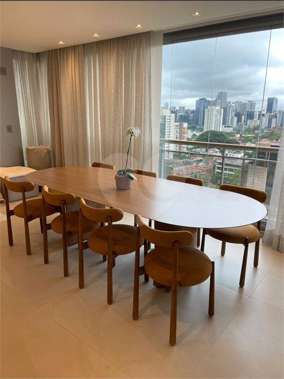 Apartamento à venda com 4 suítes em Jardim das Acácias, São Paulo, SP