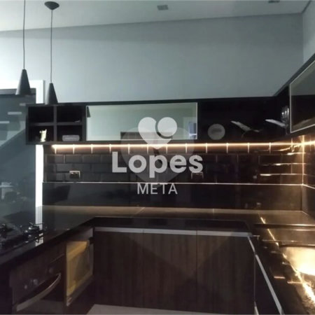 Casa à venda com 3 quartos, sendo 2 suítes, em Jardim Santa Júlia, São José dos Campos, SP